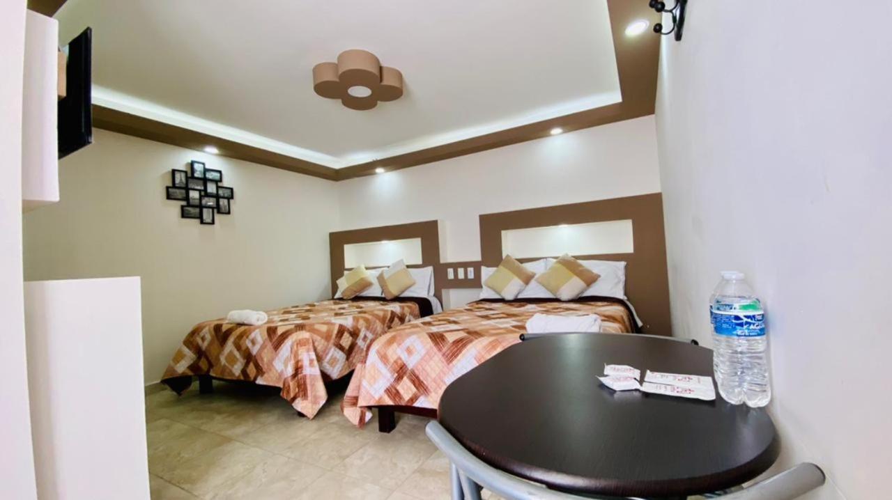 Hotel Caudillos Inn Emiliano Zapata  Extérieur photo